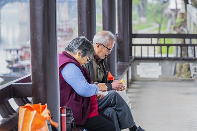  老人阳寿将尽的诡异前兆