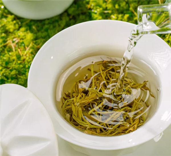 茶香浓郁 张家界芽尖莓茶 60克38元
